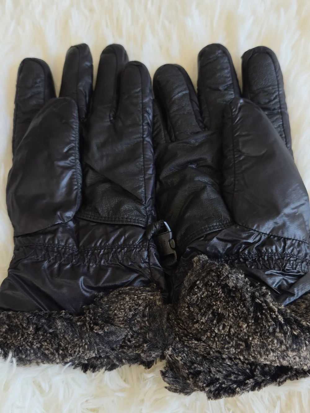 Columbia Quilted Black Gloves Womens Small